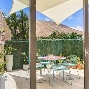 Casa Mimar - Moderna, Jardín Y Wifi Fibra 1 Gb, Ideal Vacaciones Y Teletrabajo La Oliva